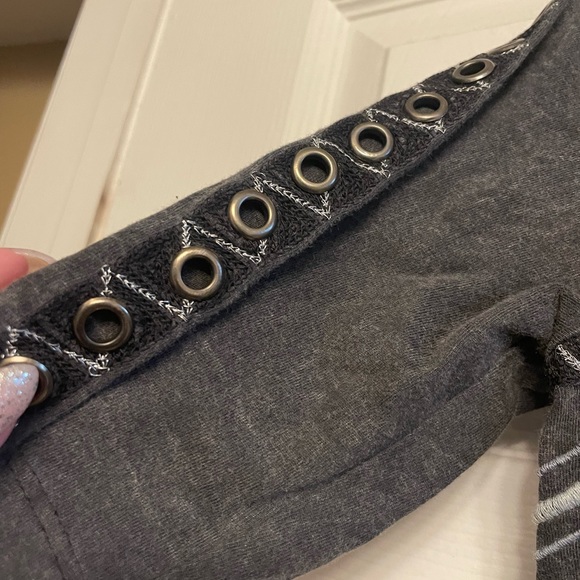 ECOTE crop top with metal eyelets from UO - Picture 2 of 5